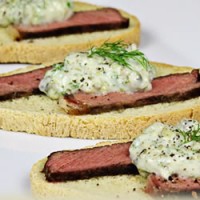 Porterhouse Steak Baguette Bites